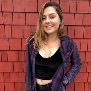 Meet your Posher, Leslie